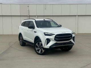 2025 Isuzu MU-X LS-T SUV (Moonstone White) New Car Thumbnail