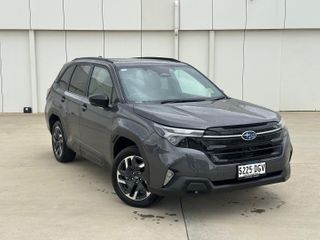 2025  Subaru Forester Touring SUV (Magnetite Grey) Used Car Thumbnail