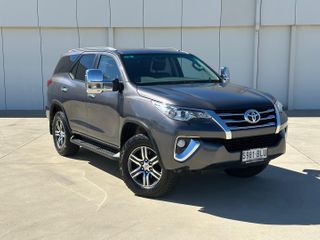 2015  Toyota Fortuner GXL SUV (Graphite) Used Car Thumbnail