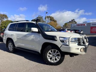 2017  Toyota Landcruiser VX SUV Used Car Thumbnail