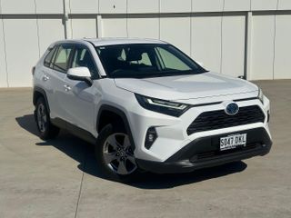 2023  Toyota RAV4 GX SUV (Glacier White) Used Car Thumbnail