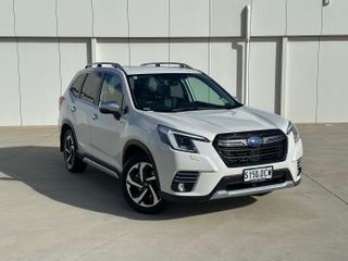 2024  Subaru Forester Hybrid S SUV (Crystal White) Used Car Thumbnail