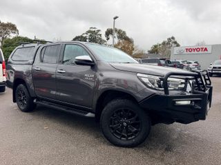2020  Toyota Hilux SR5 Ute (Graphite) Used Car Thumbnail