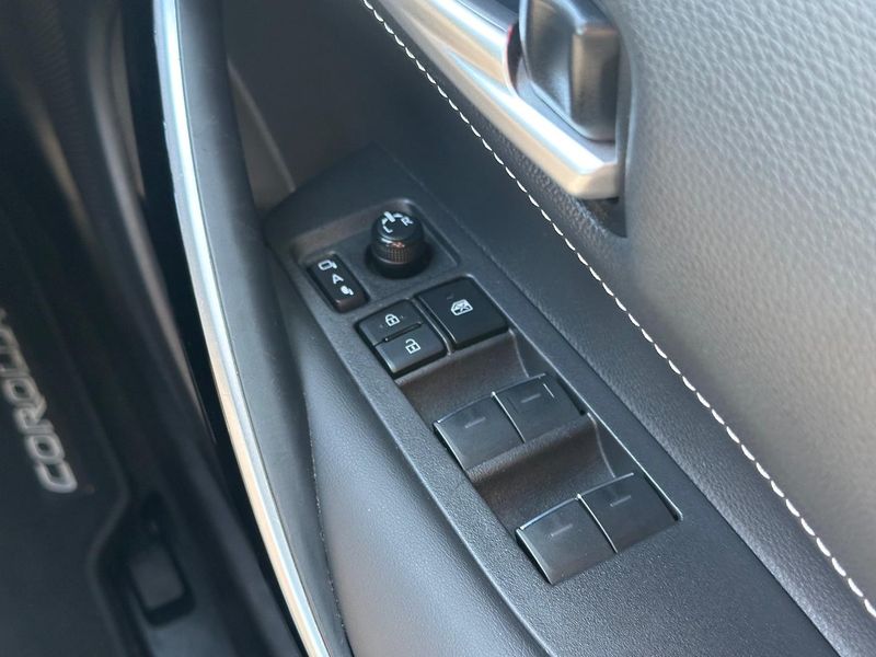 2023 Toyota Corolla ZR Hybrid Auto Photo 26