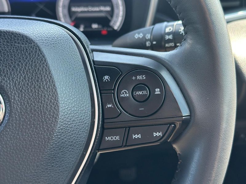 2023 Toyota Corolla ZR Hybrid Auto Photo 23