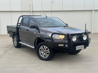 2017  Toyota Hilux SR Cab Chassis (Graphite) Used Car Thumbnail