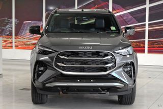 2025  Isuzu MU-X LS-T SUV (Obsidian Grey) New Car Thumbnail