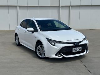 2019  Toyota Corolla SX Hybrid Hatch (Glacier White) Used Car Thumbnail