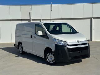 2021  Toyota Hiace Van (French Vanilla) Used Car Thumbnail